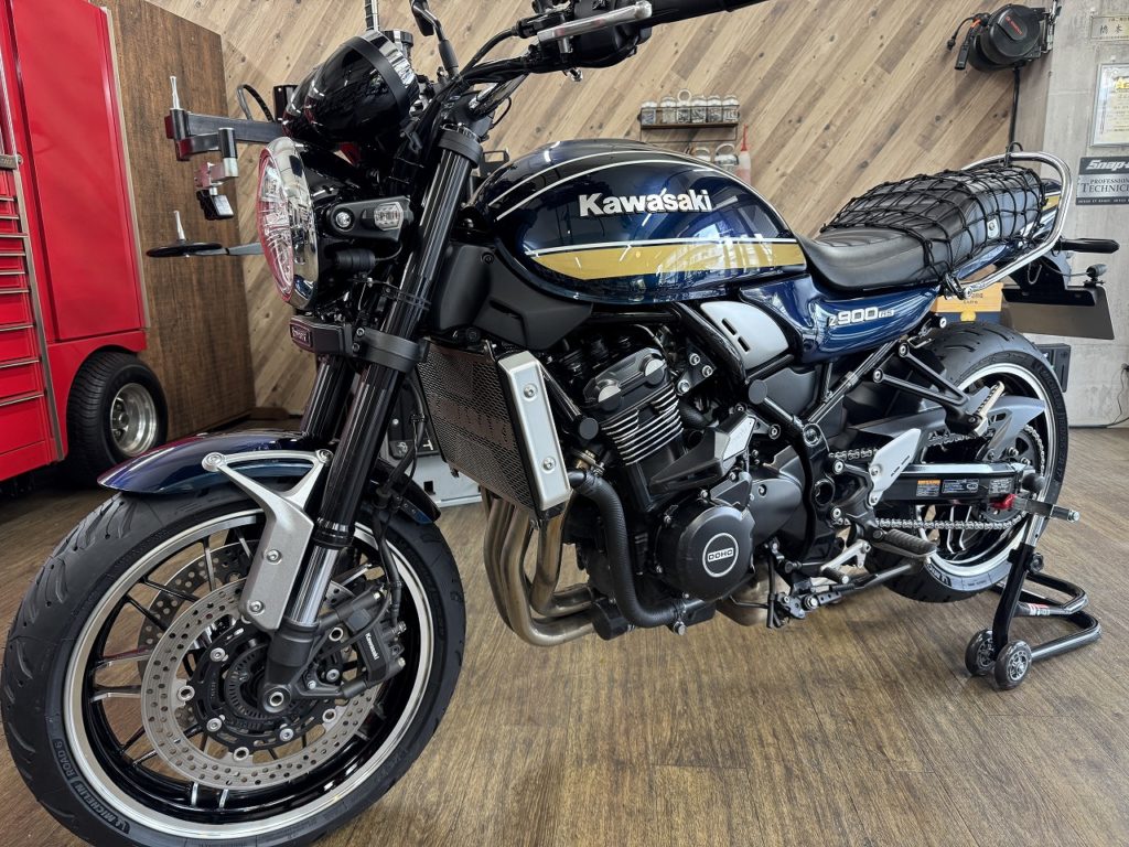 kawasaki Z900RS MICHELIN ROAD6にタイヤ交換 | MOTO HASSY (モトハッシー)