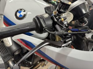BMW M1000RR ISAスプロケット交換 | MOTO HASSY (モトハッシー)